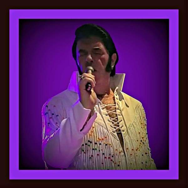 JIMMY MAC AS ELVIS PRESLEY