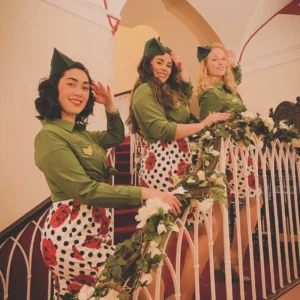 THE BARN-ETTES