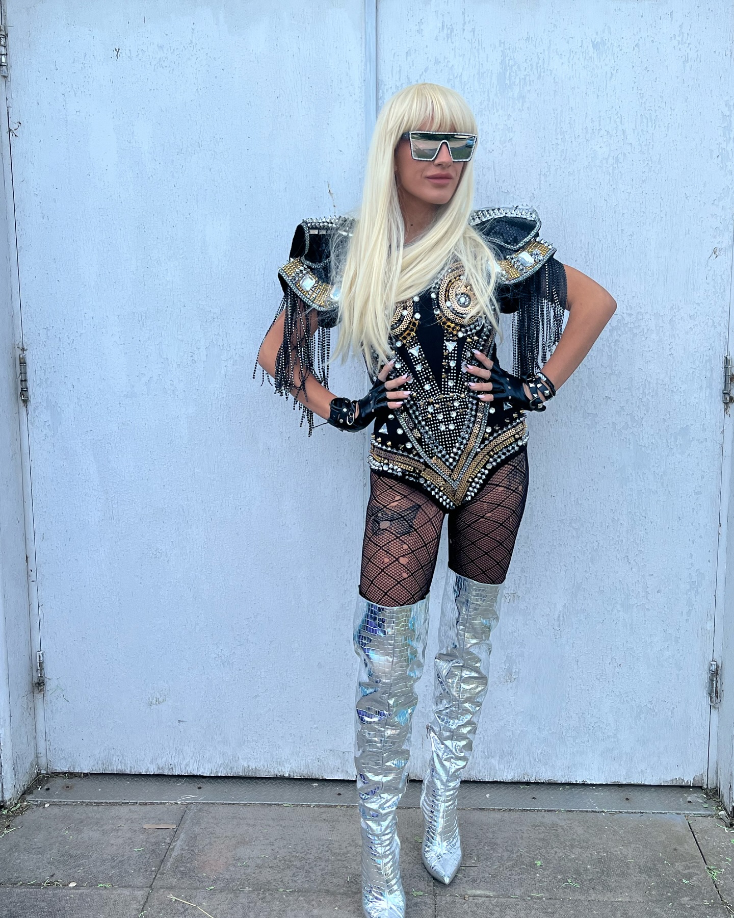Dawn Spry as Lady Gaga and taylor swift - Image 2
