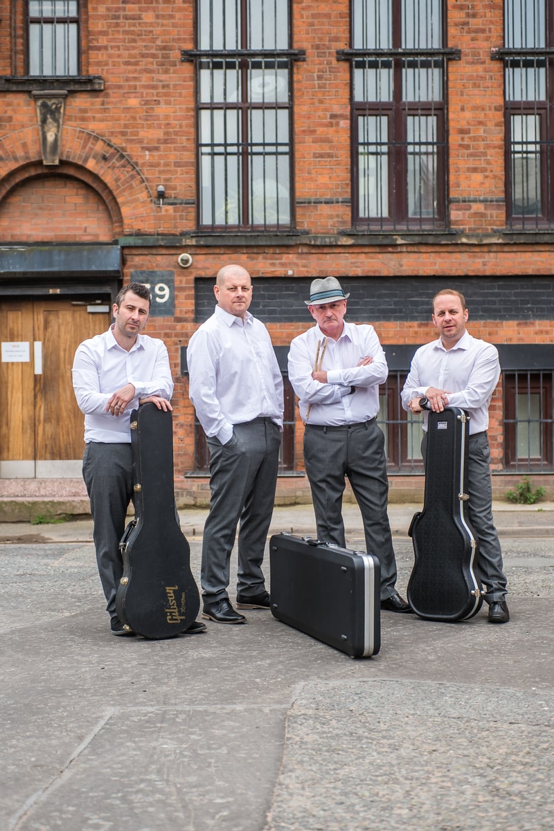 Casino Band - Image 2